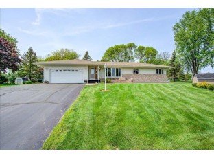 6230 Goede Circle Waunakee, WI 53597