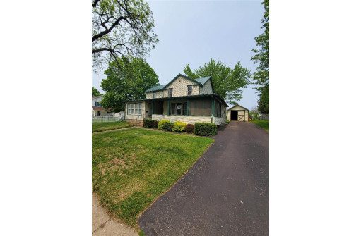 405 E Bluff Street, Boscobel, WI 53805