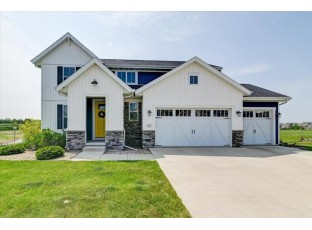 4119 Royal View Drive DeForest, WI 53532