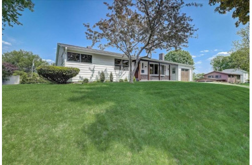 1617 Homberg Lane, Madison, WI 53716