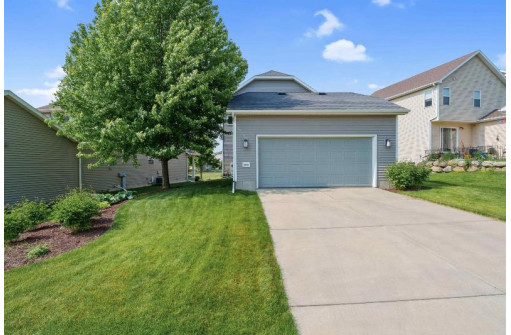 8940 Red Beryl Drive, Middleton, WI 53562