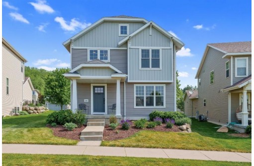 8940 Red Beryl Drive, Middleton, WI 53562