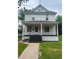 203 N Oak Street Reedsburg, WI 53959