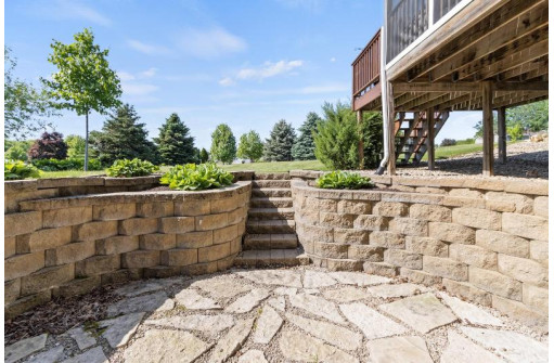 3004 Wyndwood Way, Sun Prairie, WI 53590