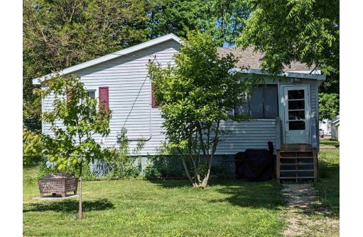 803 N Michigan Street, Prairie Du Chien, WI 53821