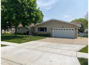 116 14th Street Prairie Du Sac, WI 53578