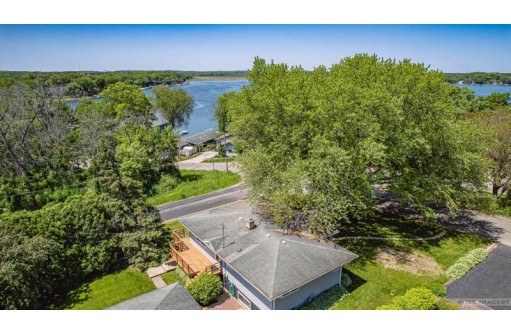 2710 Tower Road, McFarland, WI 53558