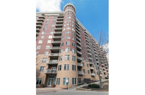 360 W Washington Avenue 912, Madison, WI 53703