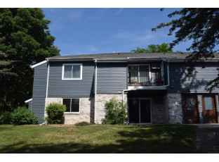 101 Whispering Pines Way Fitchburg, WI 53713