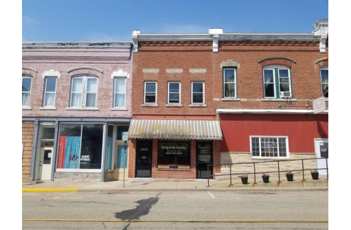 100 N Main Street, Potosi, WI 53820