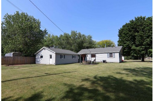 1707 S Osborne Avenue, Janesville, WI 53546