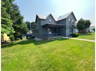 408 8th Street Baraboo, WI 53913