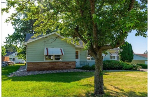 405 Maple Street, DeForest, WI 53532