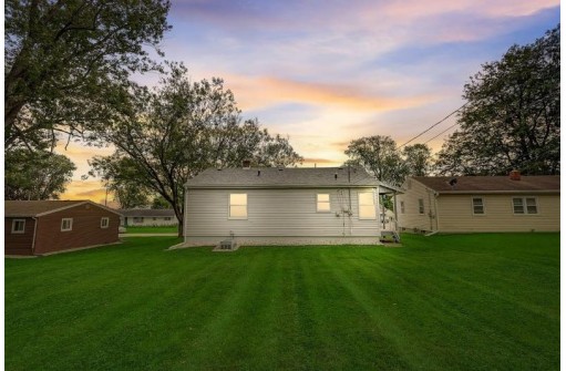 312 South Avenue, Edgerton, WI 53534