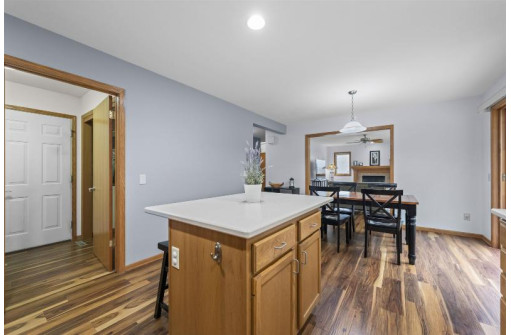 21 Black Stone Circle, Madison, WI 53719