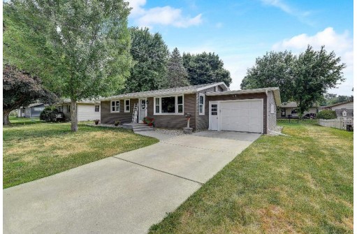 240 7th Street, Prairie Du Sac, WI 53578