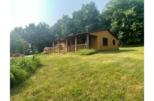 W3966 Schmidt Road, Lyndon Station, WI 53944