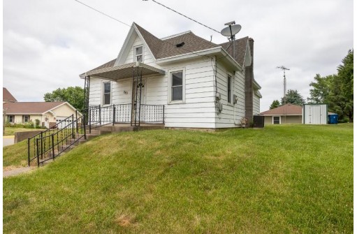 240 W Main Street, Dickeyville, WI 53808