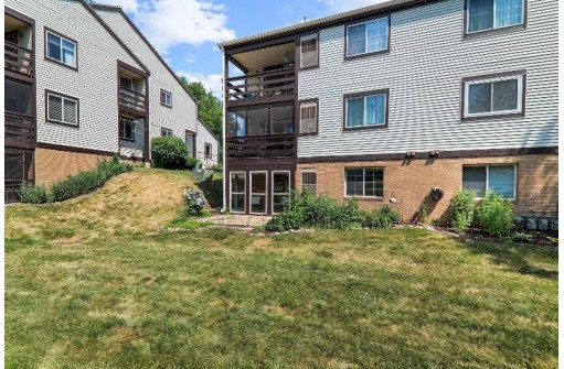 1 Creekside Way 19, Madison, WI 53717