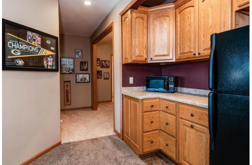 1808 Danny Drive, Mount Horeb, WI 53572