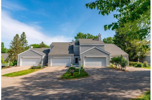 7326 Cedar Creek Trail, Madison, WI 53717