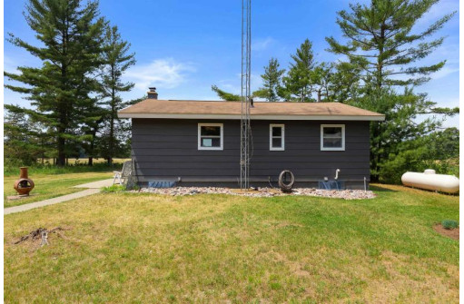 2566 9th Avenue, Adams, WI 53910