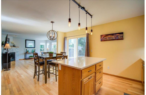 2909 Interlaken Pass, Madison, WI 53719