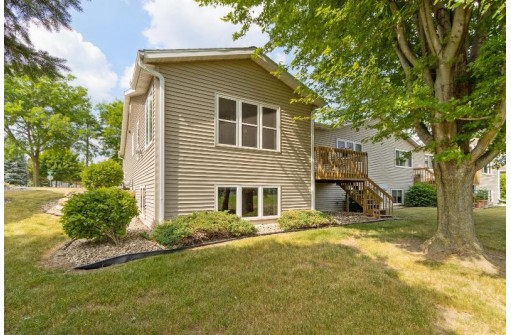 1500 15th Street 30, Baraboo, WI 53913