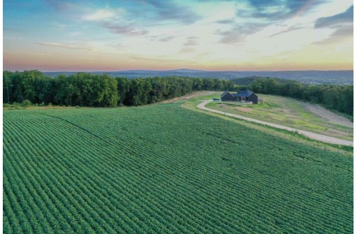 13.54 ACRES Blackberry Road, Black Earth, WI 53515