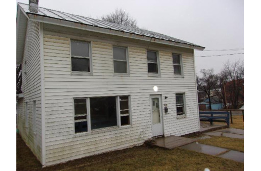 135 N Water Street, Platteville, WI 53818-0000