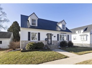 709 Charles Street Fort Atkinson, WI 53538