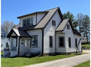 706 Mound Street Baraboo, WI 53913