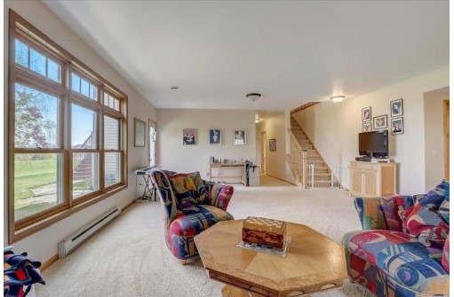 2104 Foggy Mountain Pass, Waunakee, WI 53597