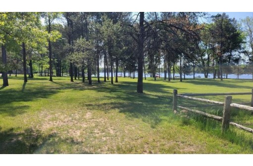 318 Kings Gate Court, Nekoosa, WI 54457