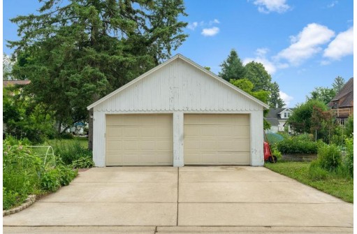 1447 Ray Street, Black Earth, WI 53515