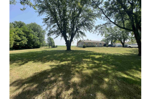 5637 S County Road J, Janesville, WI 53546