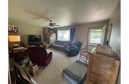 5637 S County Road J, Janesville, WI 53546