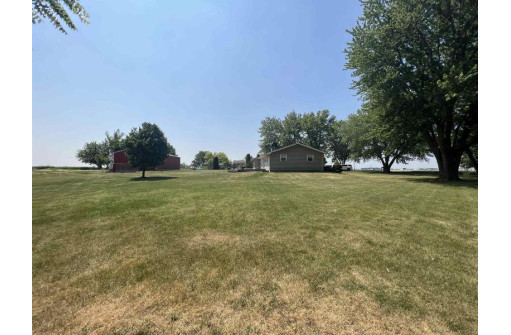 5637 S County Road J, Janesville, WI 53546