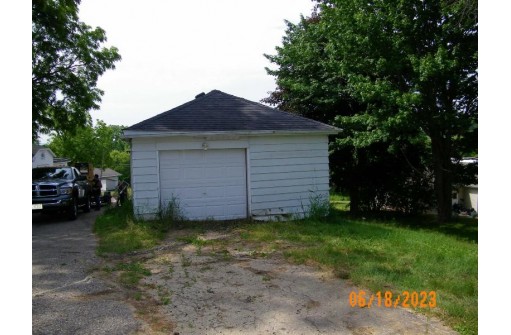 206 W Elroy Street, Elroy, WI 53929