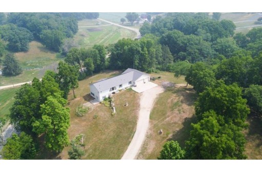 4900 County Road F, Black Earth, WI 53515