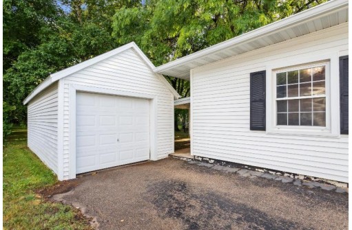 7033 South Avenue, Middleton, WI 53562