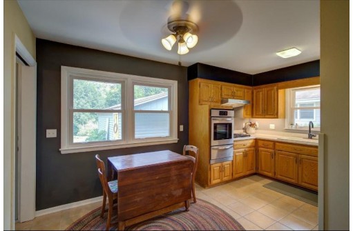 1010 Northland Drive, Madison, WI 53704