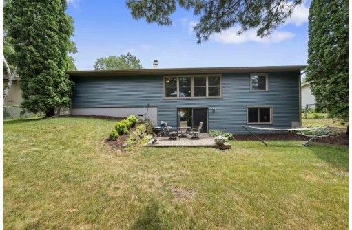 2802 Shefford Drive, Madison, WI 53719