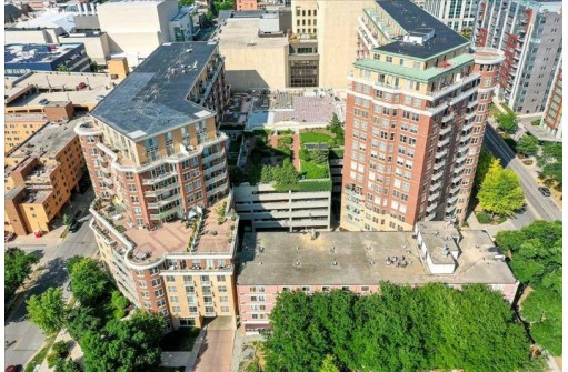 360 W Washington Avenue 811, Madison, WI 53703