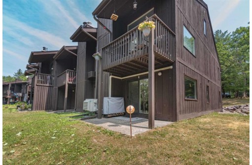 11 Juniper Trail, Wisconsin Dells, WI 53965