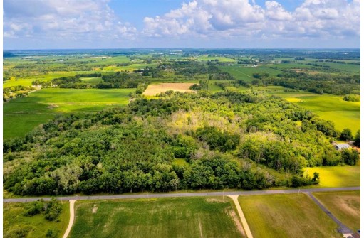 39 ACRES Ceylon Road, New Lisbon, WI 53950