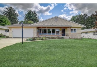 133 E Goodland Street Sun Prairie, WI 53590