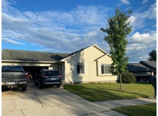 2316 Reinhardt Court Reedsburg, WI 53959