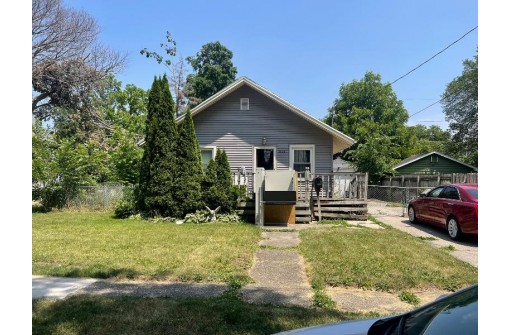 1825 Fayette Avenue, Beloit, WI 53511