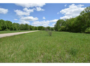 L12 Dutch Hollow Drive La Valle, WI 53941